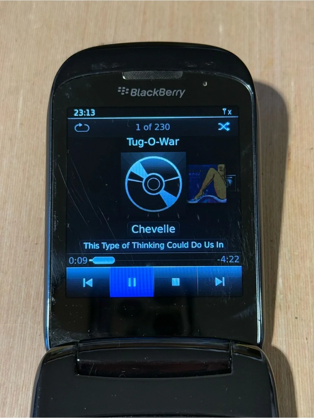 BlackBerry Style 9670 Flip Phone Sprint Smartphone Tested Good w/Charg-230-Songs